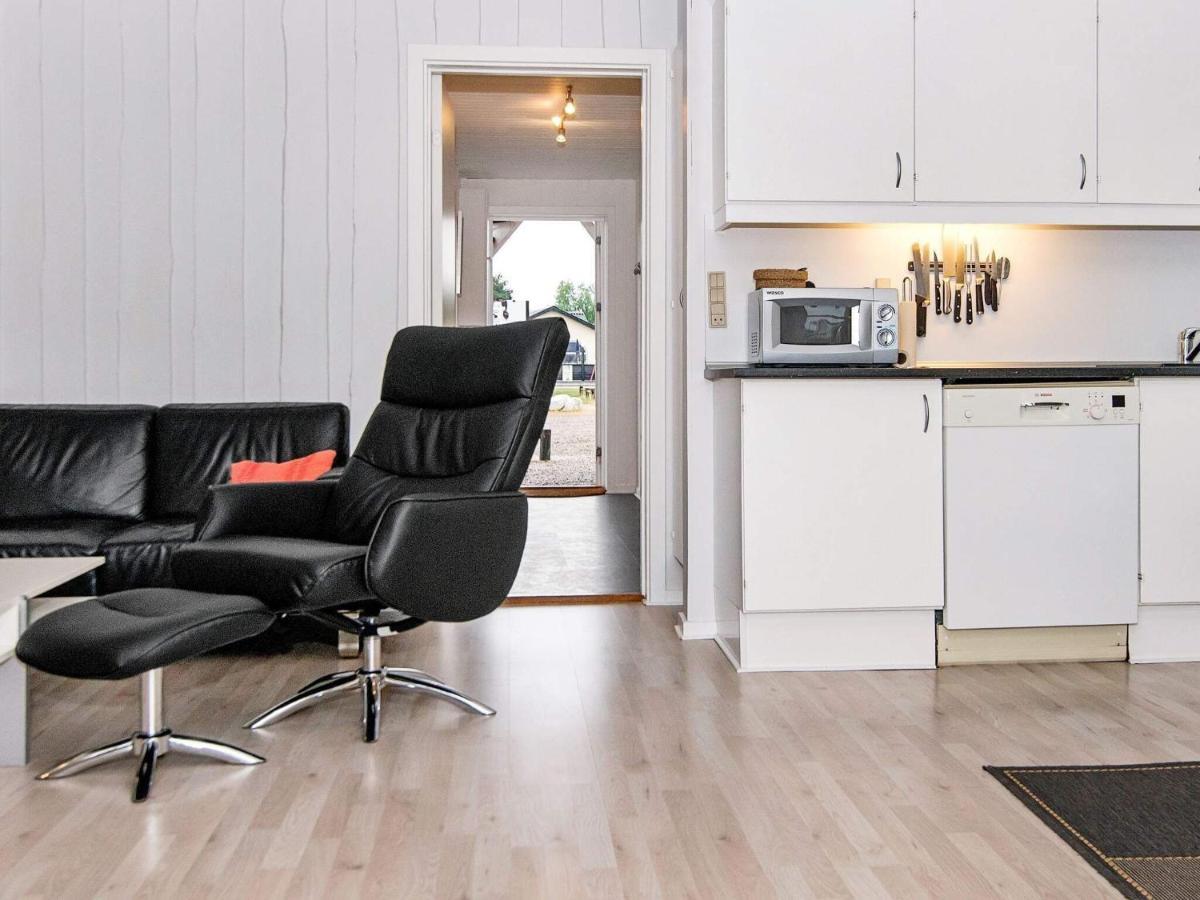 4 Person Holiday Home In R M Rømø Kirkeby Exterior foto